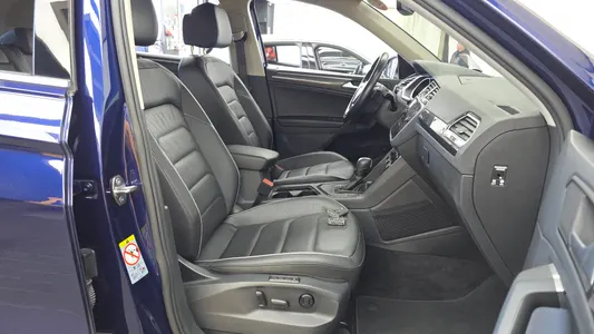 Volkswagen 2 2.0 TDI 2020 11