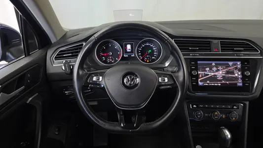 Volkswagen 2 2.0 TDI 2020 13