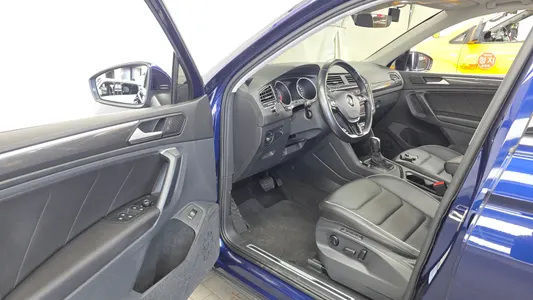 Volkswagen 2 2.0 TDI 2020 10