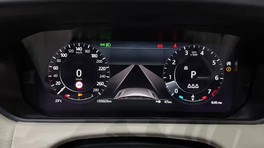 Land Rover 레인지로버 벨라 3.0 P400 R- SE 2021 7