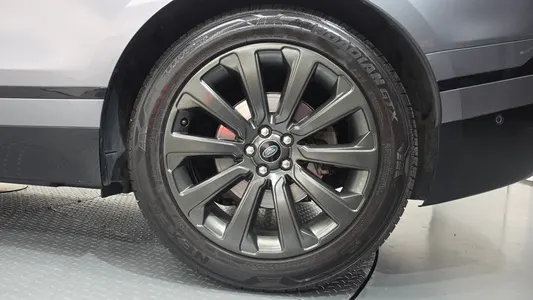 Land Rover 레인지로버 벨라 3.0 P400 R- SE 2021 21