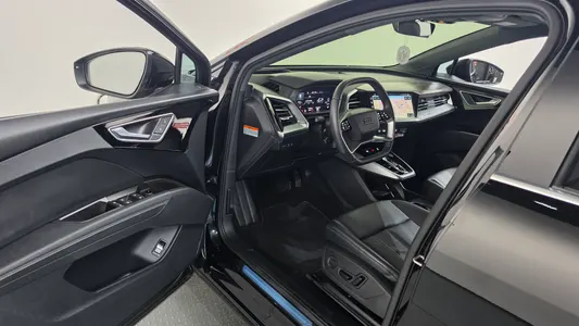 Audi Q4 e- (F4) 45 2025 10