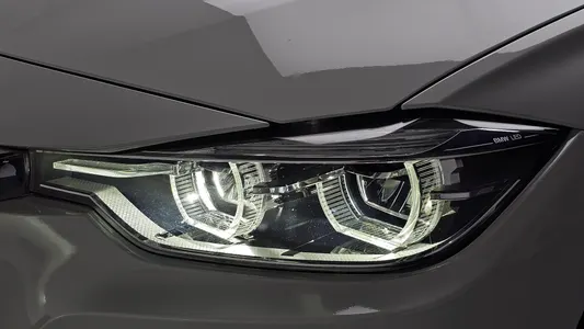 BMW 3 Series (F30) 330e i M 2018 22