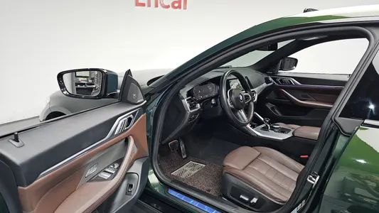 BMW 4 Series (G22) 420i 2021 9