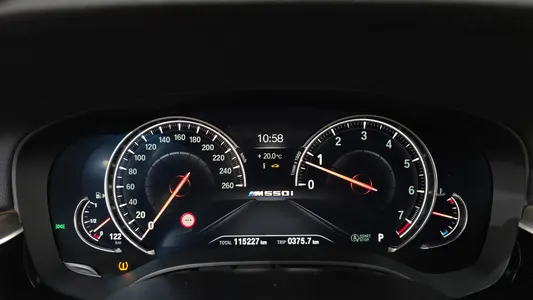 BMW 5 Series (G30) 530i xDrive M 2018 8