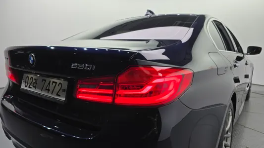 BMW 5 Series (G30) 530i xDrive M 2018 23