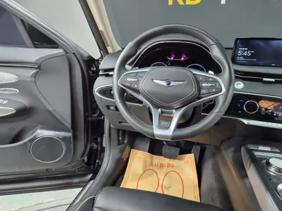Genesis GV70 e-AWD 2022 12