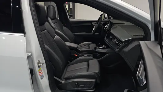 Audi Q4 e- (F4) 45 2026 12