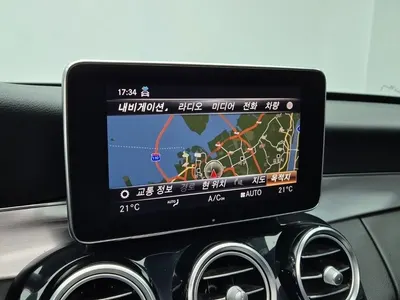 Mercedes-Benz C-Class W205 C350e 2018 14