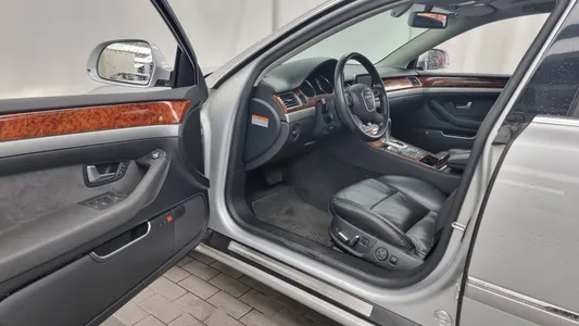 Audi A8 3.2 FSI 2009 10