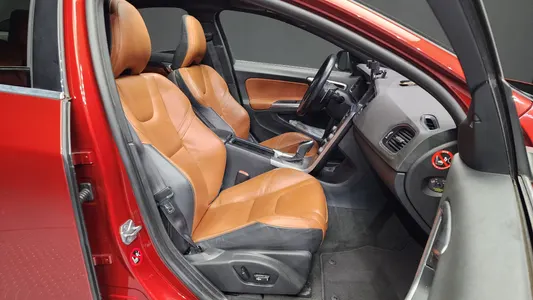 Volvo S60 T5 2014 12