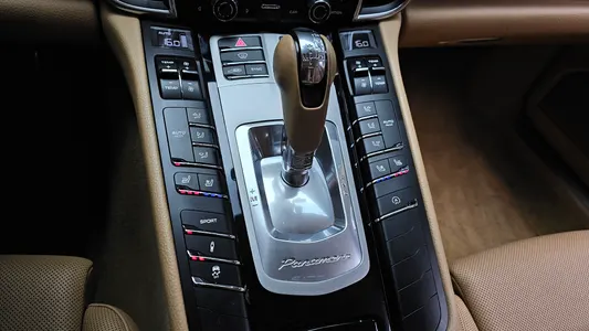 Porsche 파나메라 3.6 AWD 2016 9