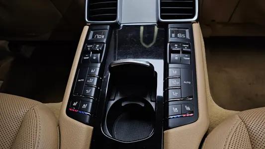 Porsche 파나메라 3.6 AWD 2016 18