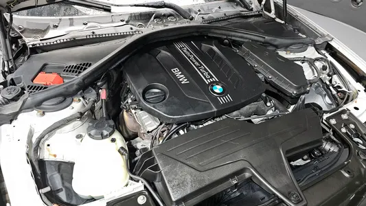 BMW 3 Series GT (F34) GT 320d xDrive 2014 6