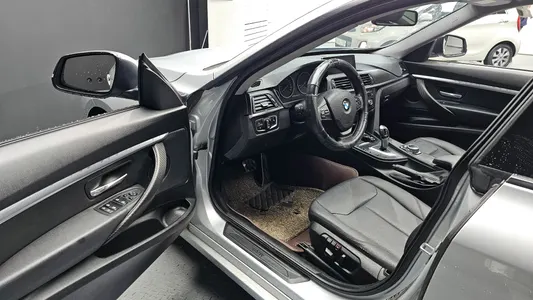 BMW 3 Series GT (F34) GT 320d xDrive 2014 10