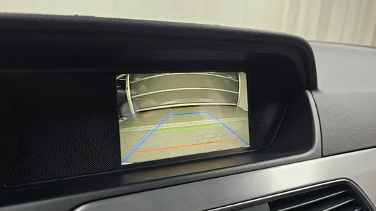 Mercedes-Benz C-Class W204 C200 CGI 2011 17