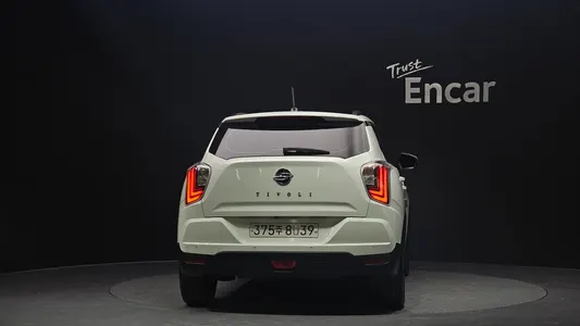 KG Mobility 베리 티볼리 1.5 2WD 2022 4