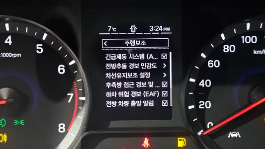 KG Mobility 베리 티볼리 1.5 2WD 2022 16