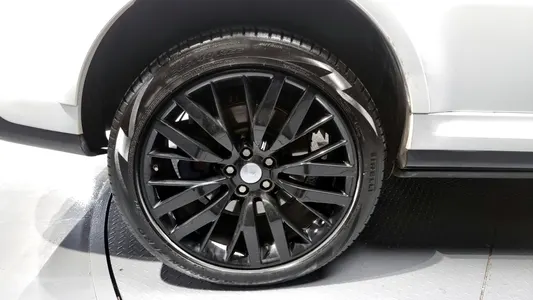 Land Rover 2 5.0 SVR 2015 5