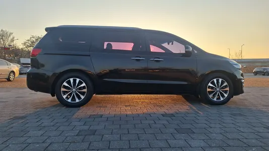 Kia 카니발 9 2018 6