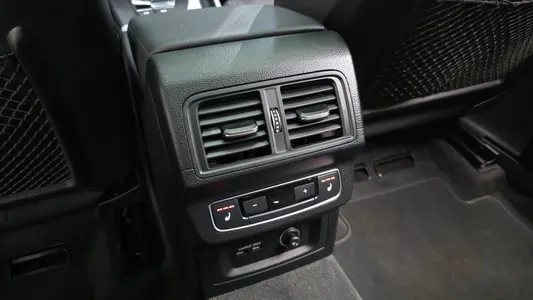 Audi Q5 (FY) 40 TDI 2021 17