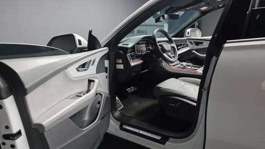 Audi Q8 (4M) 50 TDI 2022 10