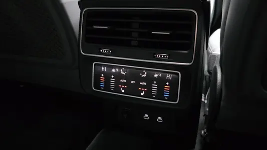 Audi Q8 (4M) 50 TDI 2022 19