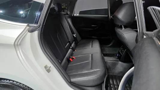 BMW 3 Series GT (F34) GT 320d xDrive 2020 12