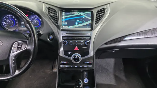 Hyundai Grandeur HG HG300 2014 14