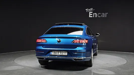 Volkswagen 아테온 2.0 TDI 2022 4