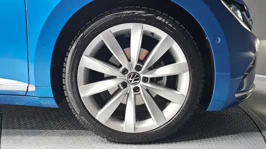 Volkswagen 아테온 2.0 TDI 2022 5