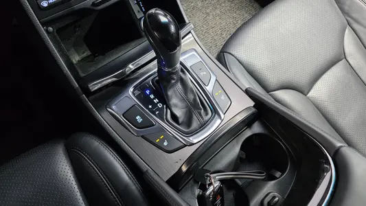 Hyundai Grandeur HG HG220 2015 9