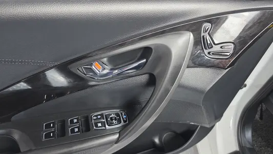Hyundai Grandeur HG HG220 2015 12