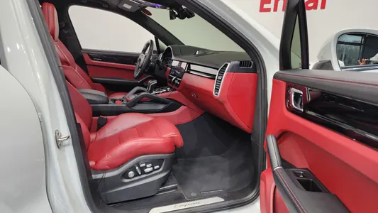 Porsche (PO536) 3.0 2019 11