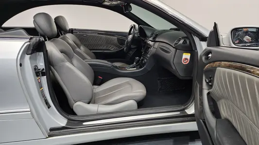 Mercedes-Benz CLK-Class C209 CLK350 2007 11
