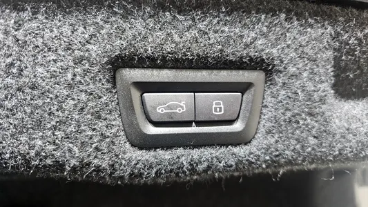 BMW i5 (G60) xDrive 40 M 2025 18