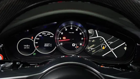 Porsche (971) 3.0 AWD 2020 8