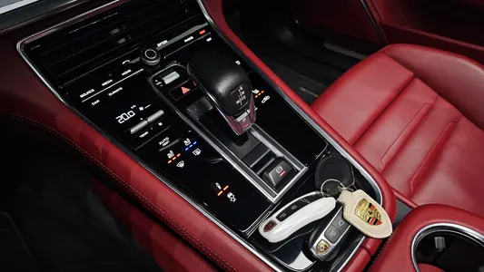 Porsche (971) 3.0 AWD 2020 9