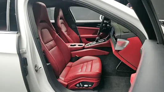 Porsche (971) 3.0 AWD 2020 10