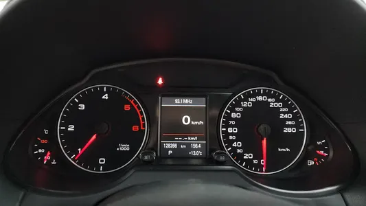 Audi Q5 2.0 TDI 2011 8