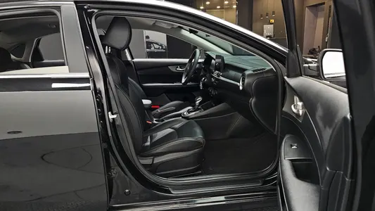 Kia K3 2018 11