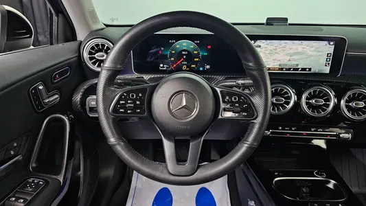 Mercedes-Benz A-Class W177 A220 2020 16