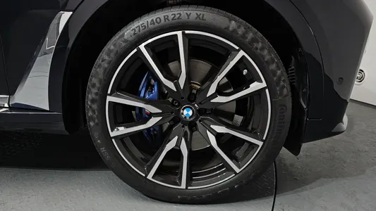 BMW X7 (G07) xDrive 40i M 6 2021 21