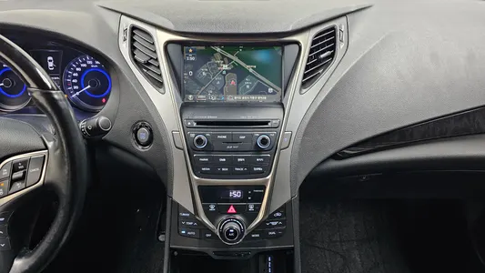 Hyundai Grandeur HG HG300 2013 15