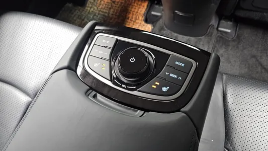 Hyundai Grandeur HG HG300 2013 19