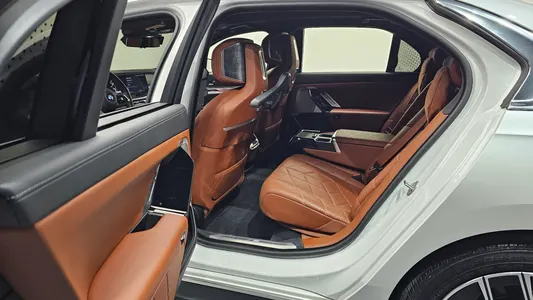 BMW 7 Series (G70) 740d xDrive M 2024 11