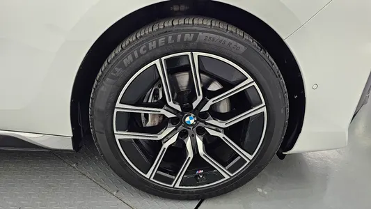 BMW 7 Series (G70) 740d xDrive M 2024 21