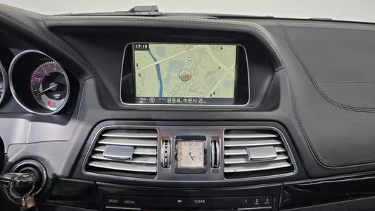 Mercedes-Benz E-Class W212 E400 2016 14