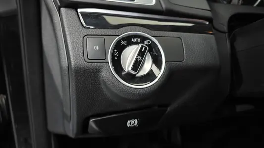 Mercedes-Benz E-Class W212 E400 2016 18