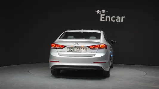 Hyundai AD 1.6 e-VGT 2016 4